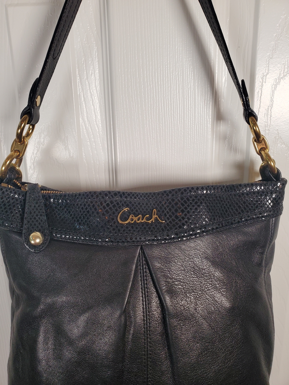 Coach - Ashley - Leather - Hippie Crossbody / Shoulder Bag - Black - F20114 - Picture 4 of 17